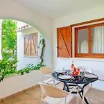 L'escala By Interhome بيت للعطل دينايا